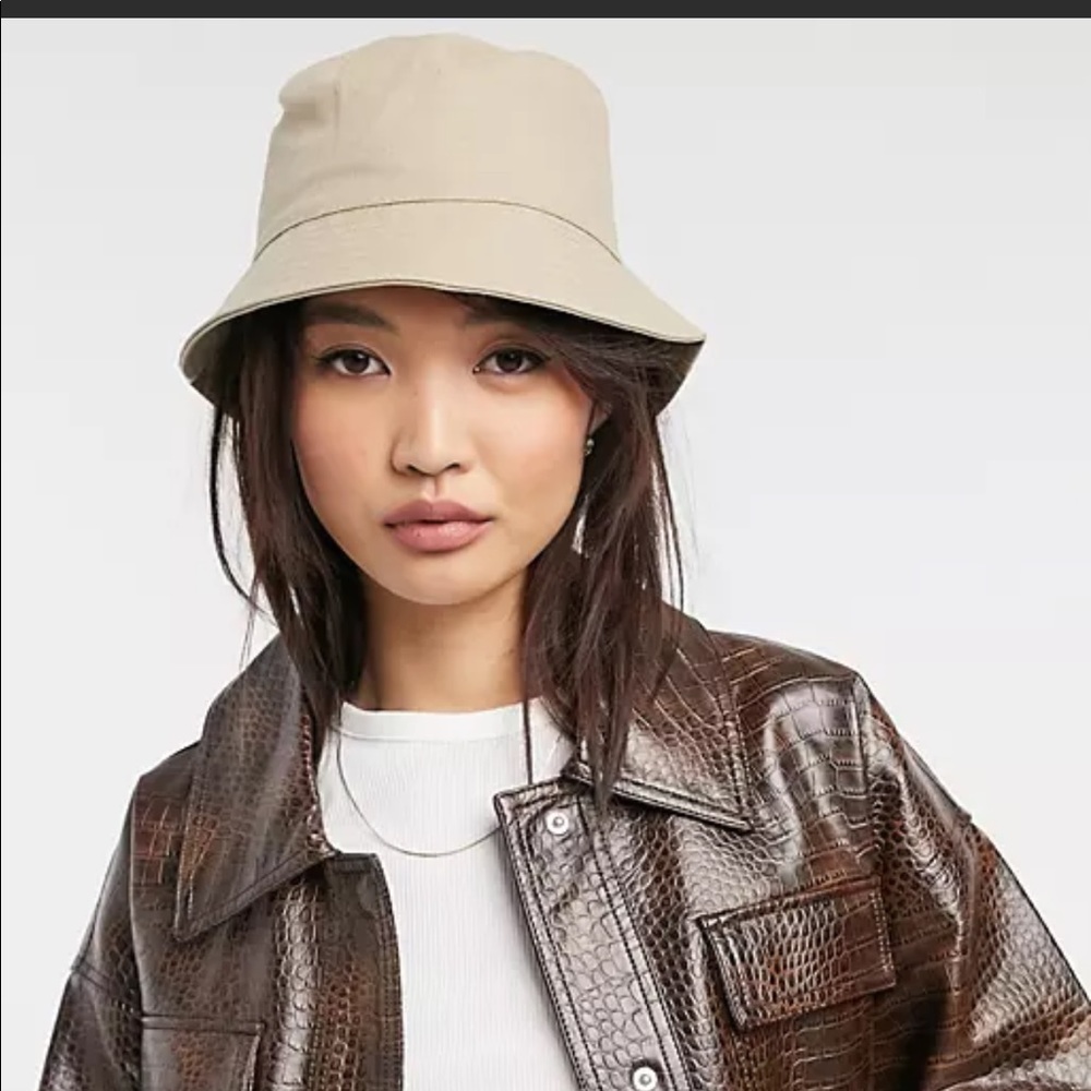 ASOS DESIGN natural fabrication bucket hat